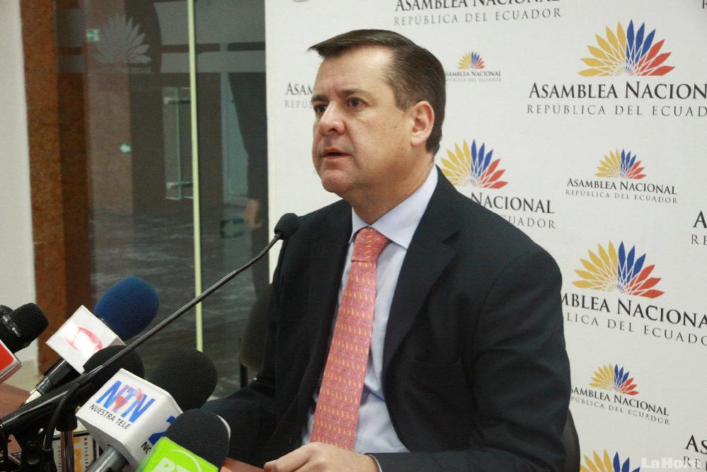 Andrés Páez sería precandidato a la Presidencia