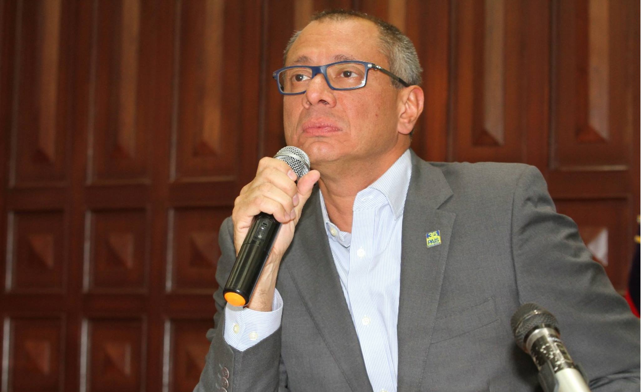 Jorge Glas: “Me han quitado las funciones por pedido de Abdalá Bucaram y la oposición”