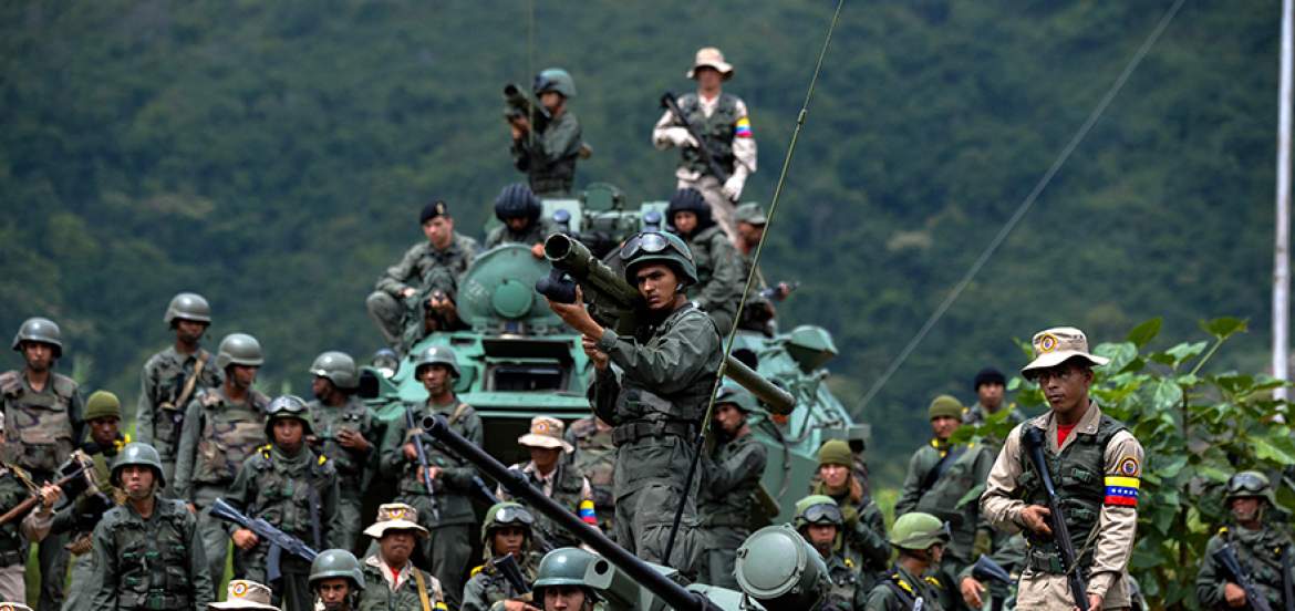 El Gobierno ecuatoriano marca una posición ‘equidistante’ con Venezuela