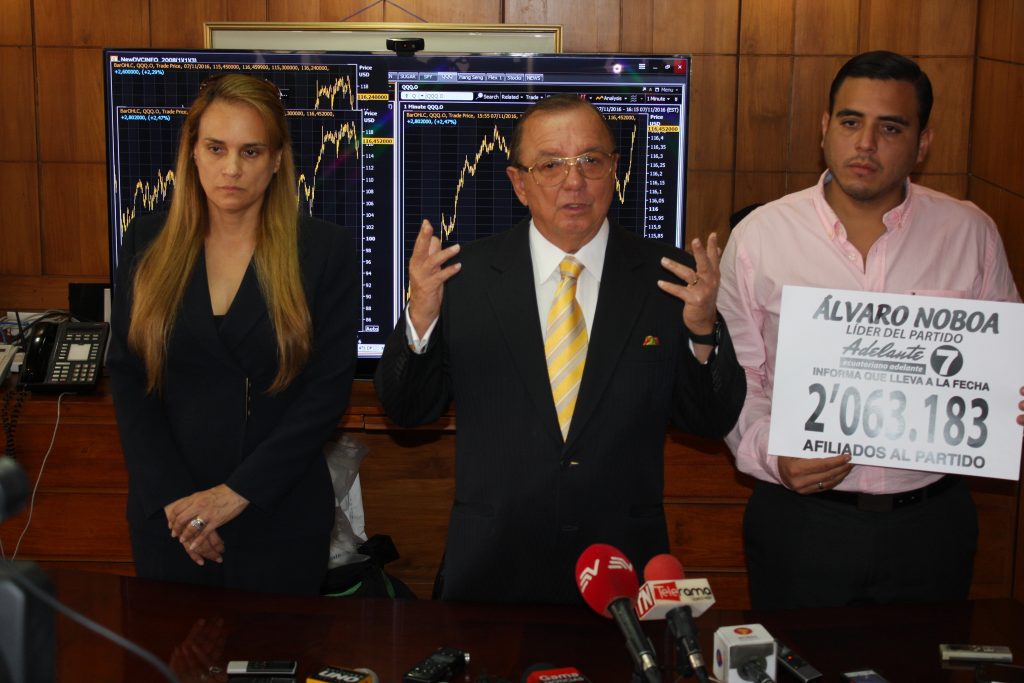 Álvaro Noboa propone unir fuerzas para sacar un solo candidato y derrotar al partido del gobierno
