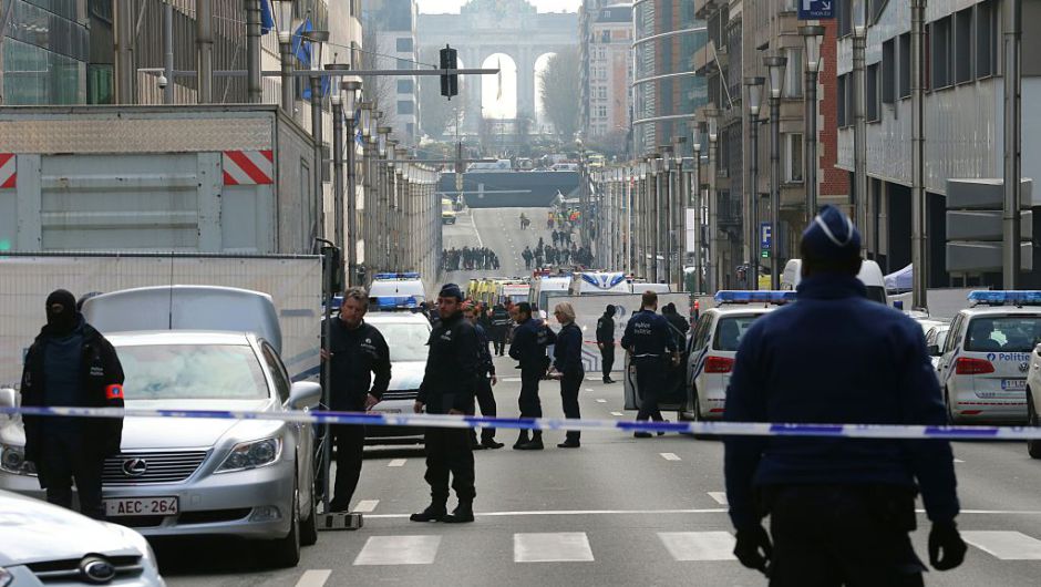 Ataque terrorista en Bruselas deja al menos 24 muertos