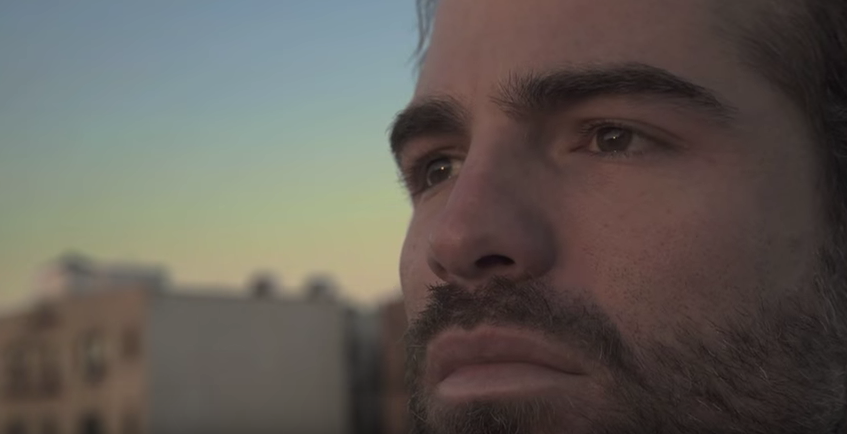 “Translúcido”, película protagonizada por Roberto Manrique