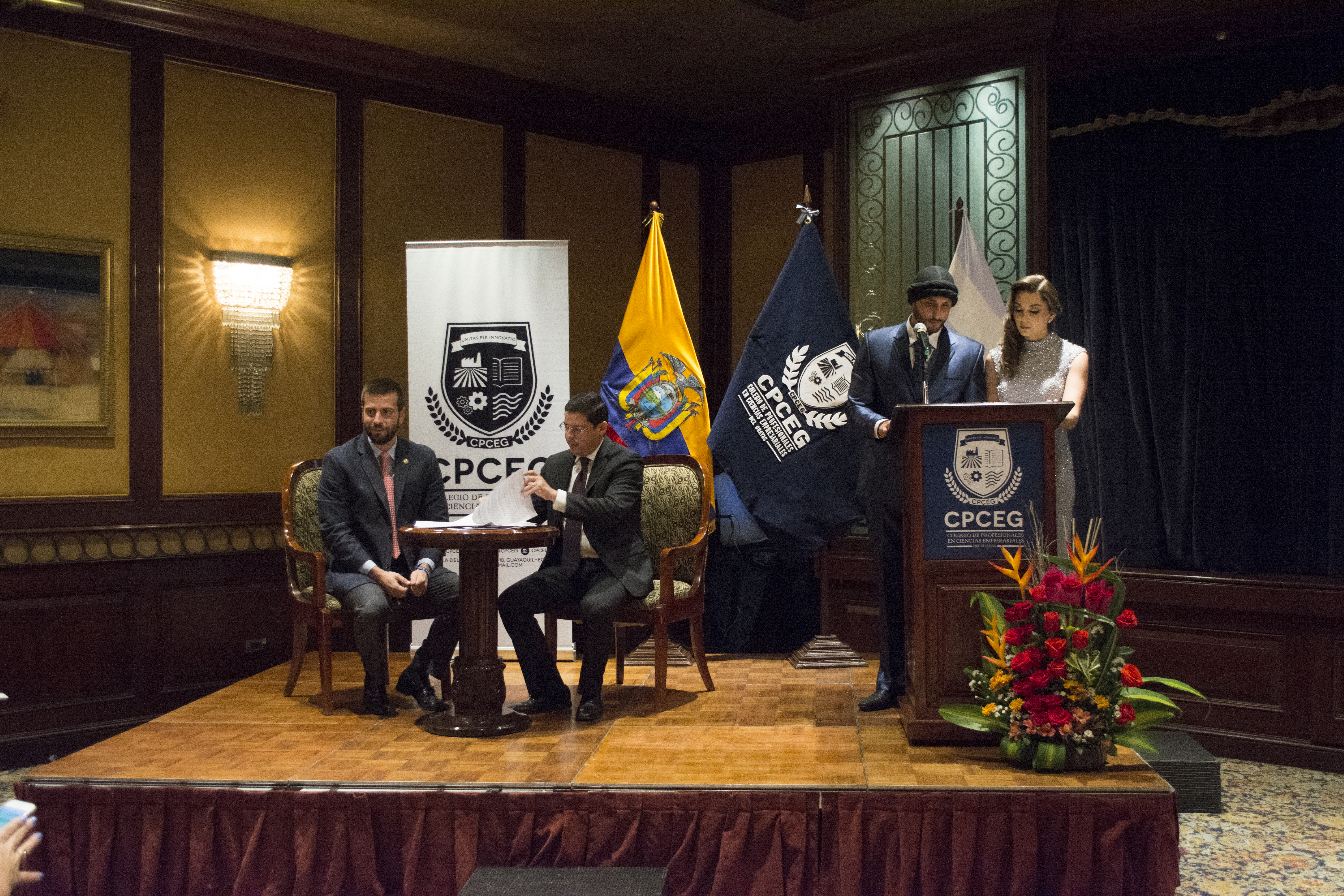 Representantes de las distintas Cámaras y empresarios se reunieron en Guayaquil para la Posesión de Directorio del Colegio de Profesionales en Ciencias Empresariales del Guayas