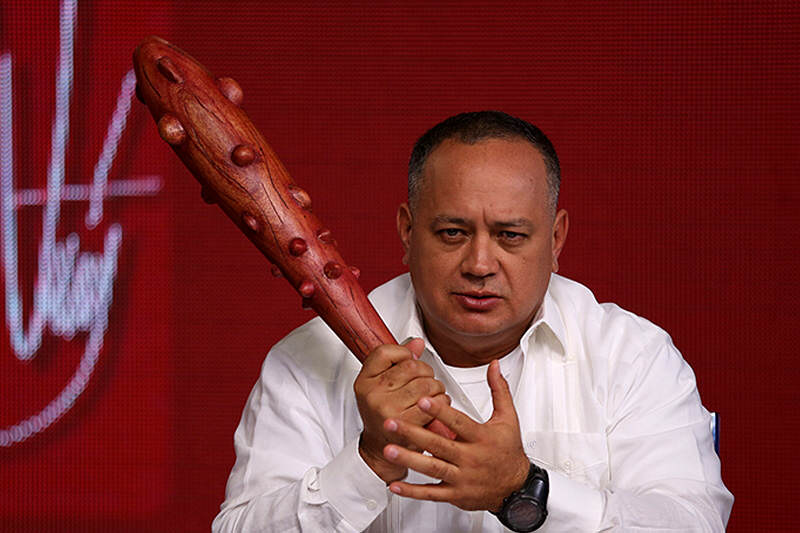 Cabello amenaza con demandar a diarios extranjeros