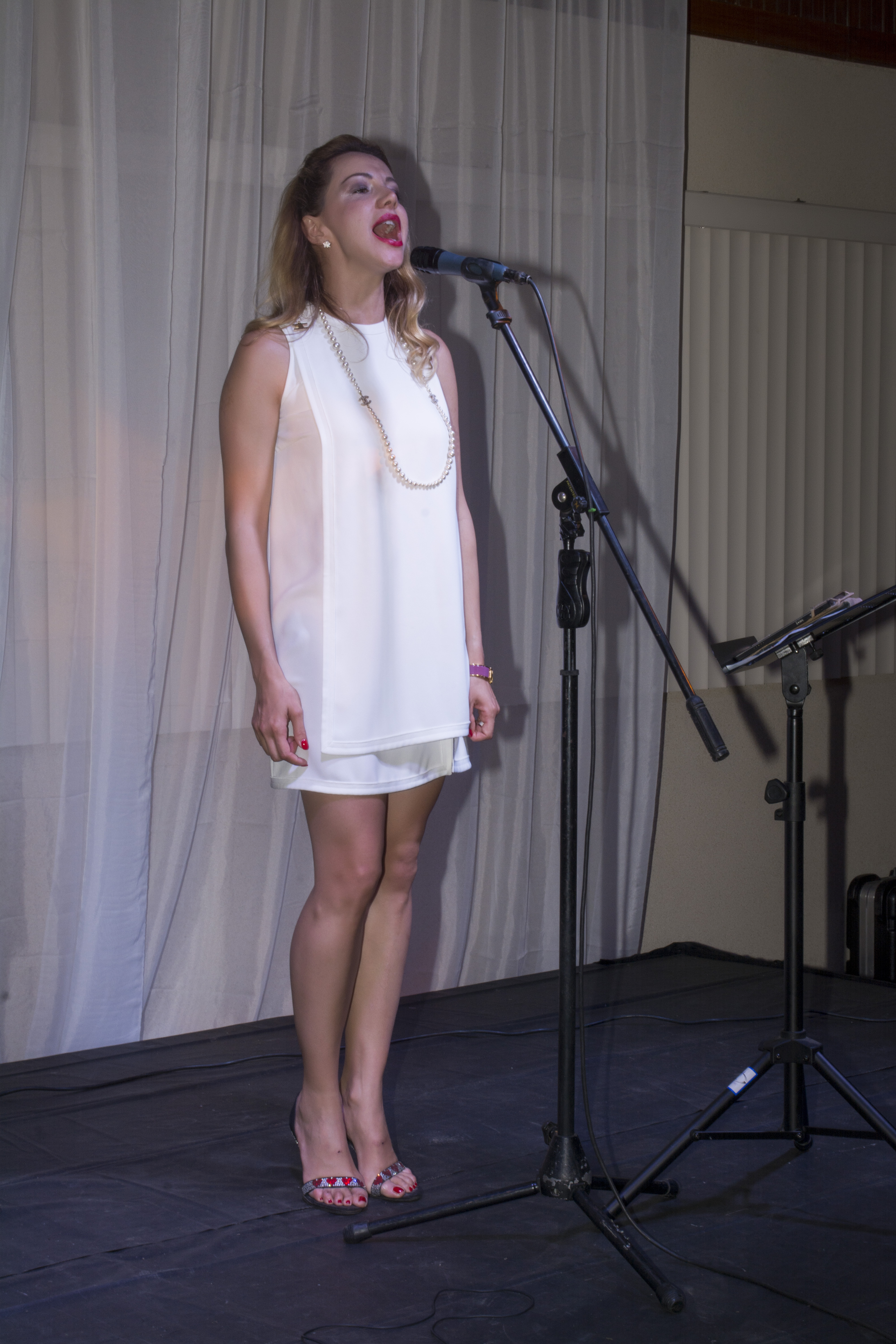 Cantante italiana Arianna Bianchi en Ecuador
