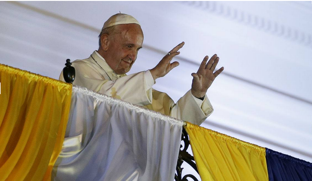 Papa Francisco cumplió ardua agenda en Guayaquil y Quito en su segundo día en Ecuador