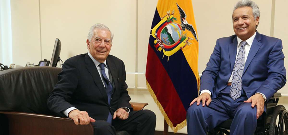 Vargas Llosa- Moreno quiere perfeccionar la democracia