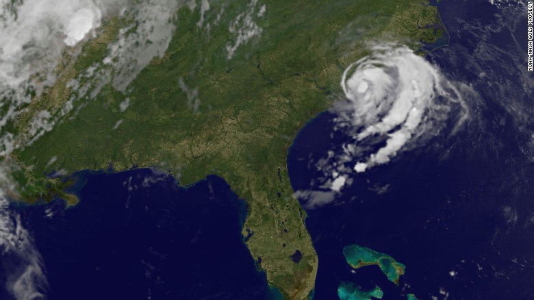 Tormenta tropical Ana toca tierra en Carolina del Sur