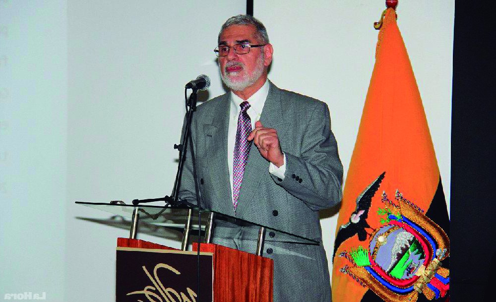 ALTERNATIVAS PARA LA ECONOMÍA ECUATORIANA EN UN ESCENARIO DE CRISIS