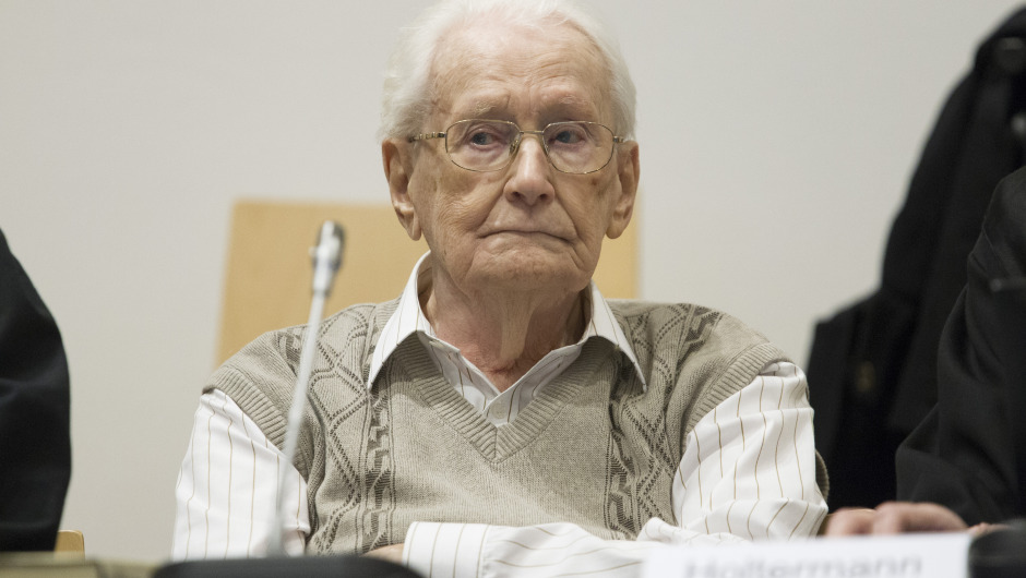Un tribunal alemán condena al “contable de Auschwitz” a 4 años de prisión