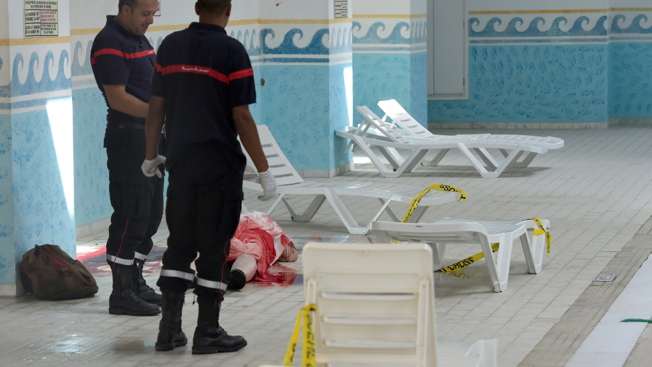 Decenas de muertos en ataque terrorista en un hotel en Túnez
