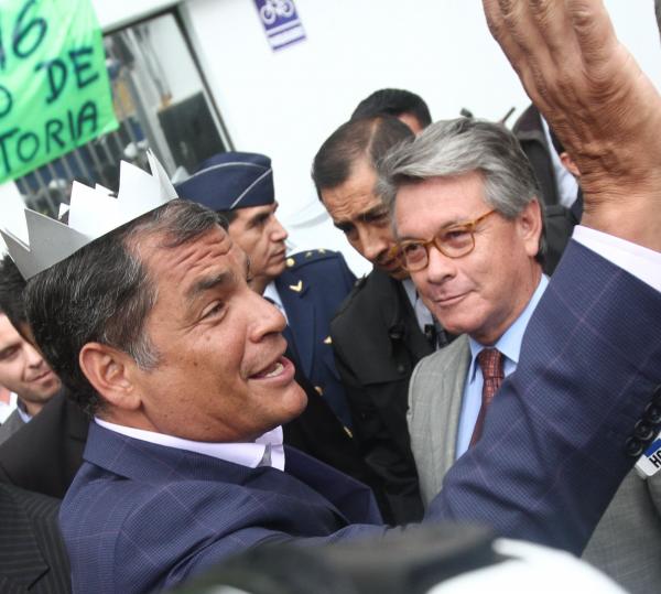 Correa se reunió con directiva de AP para establecer agenda política