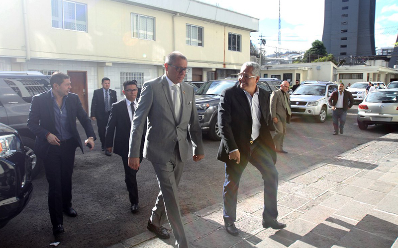 Jorge Glas rinde versión en la Fiscalía por casos de Odebrecht y contrato petrolero