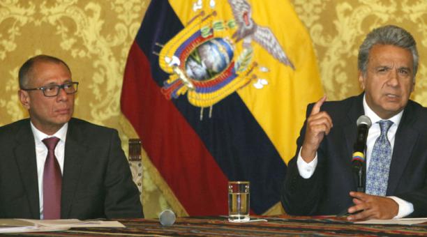 Lenín Moreno retira todas las funciones al vicepresidente Jorge Glas