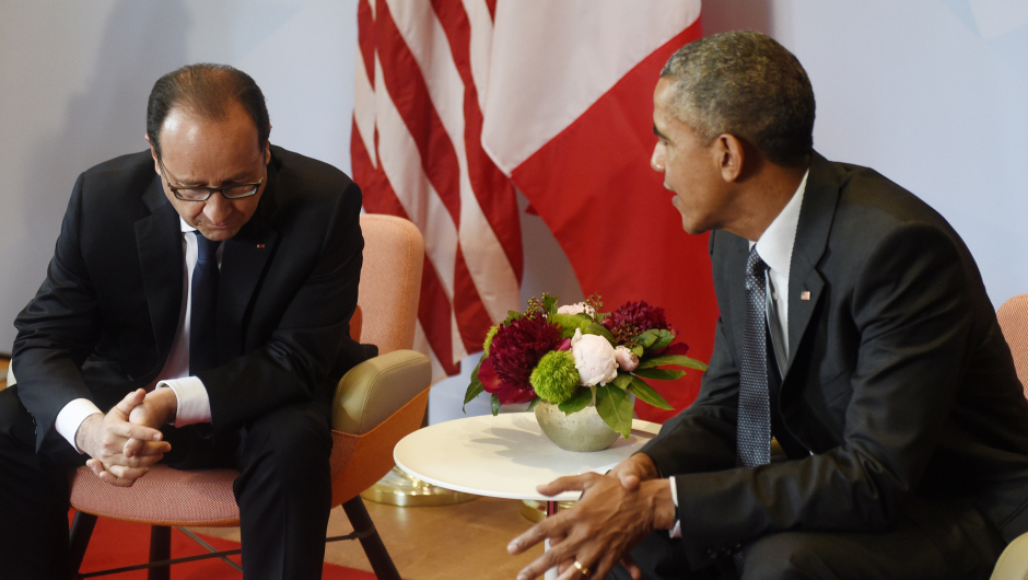 Hollande y Obama discutirán denuncia de espionaje de la NSA