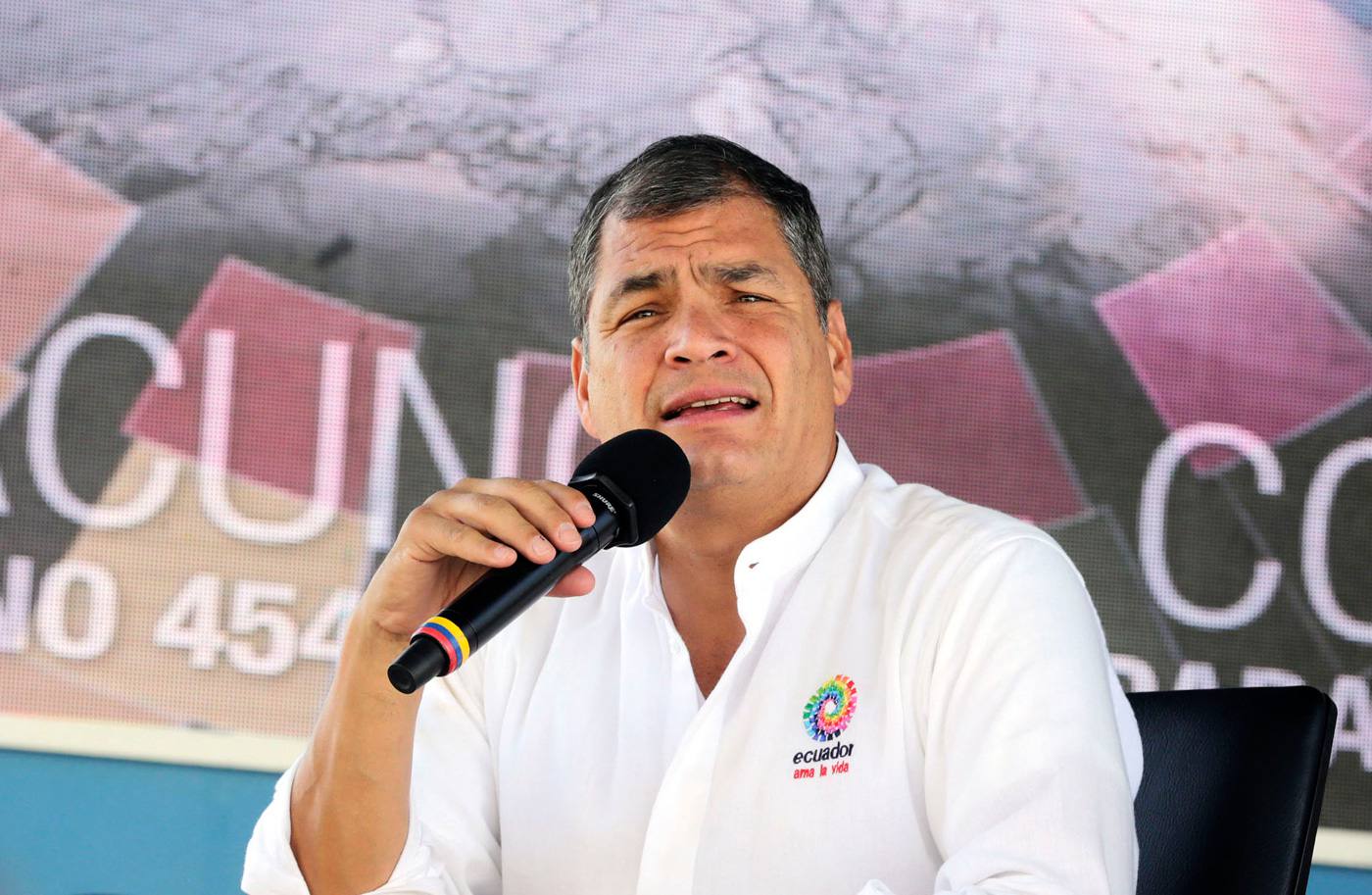 Presidente Rafael Correa pide ‘paciencia’ hasta enero para pagos