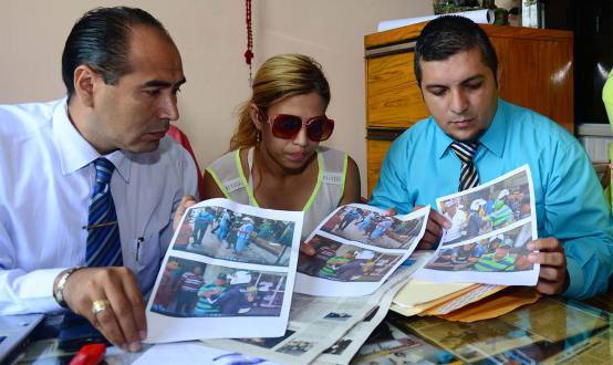 Festejo termina con la detención de dos juristas