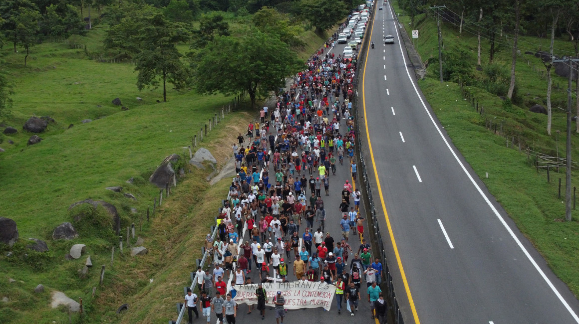 revista-la-verdad-ecuador-queremos-papeles-ecuatorianos-bloquean-aduana-en-mexico